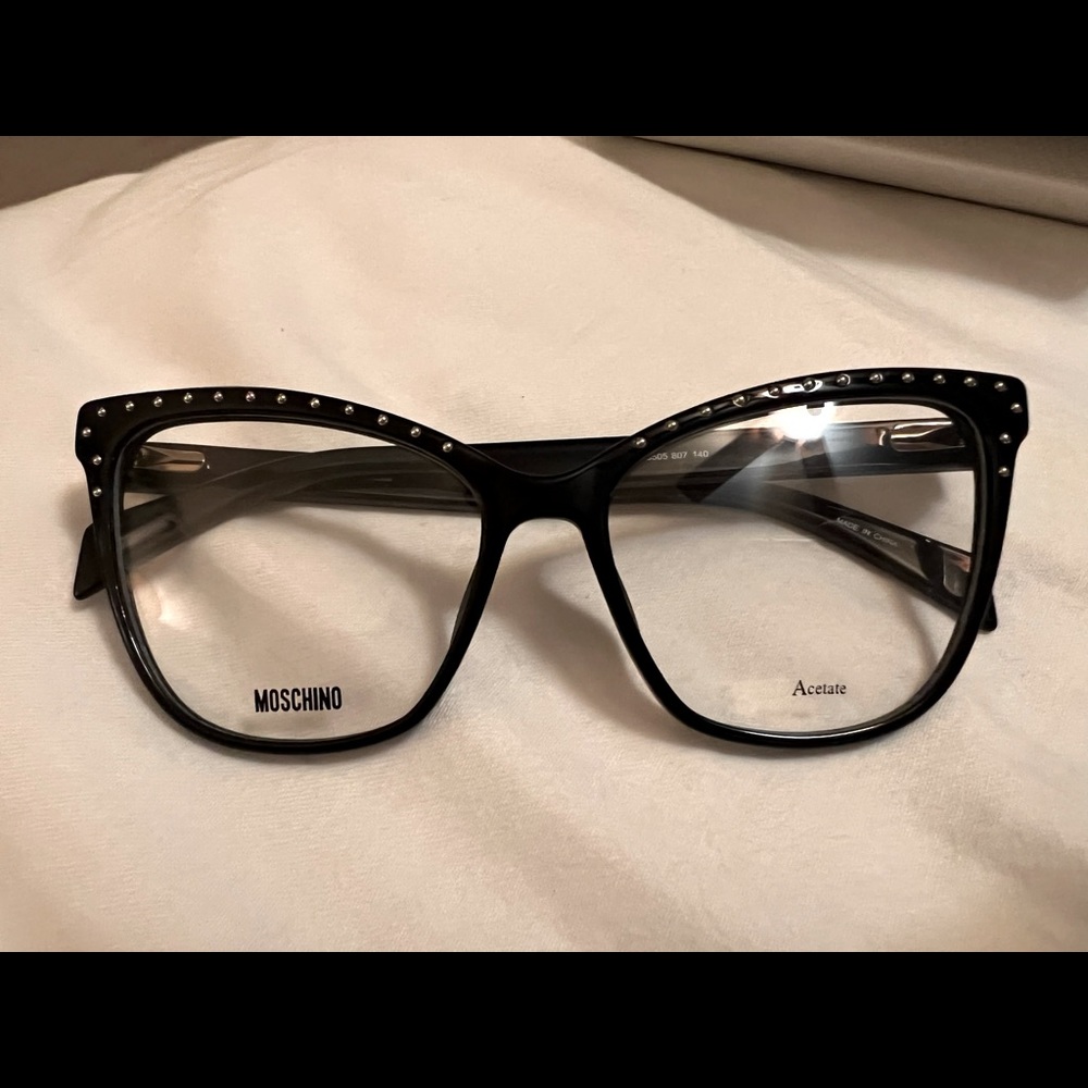 Moschino black